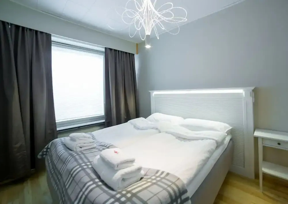 Double Junior Suite (full double bed)