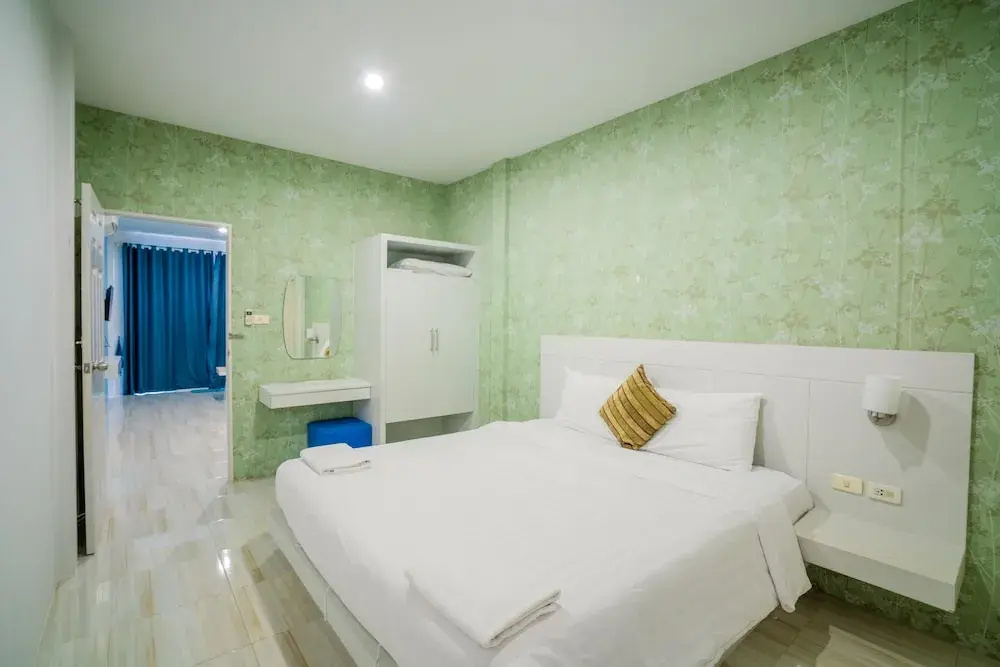 Paragon Hometel - Chambres