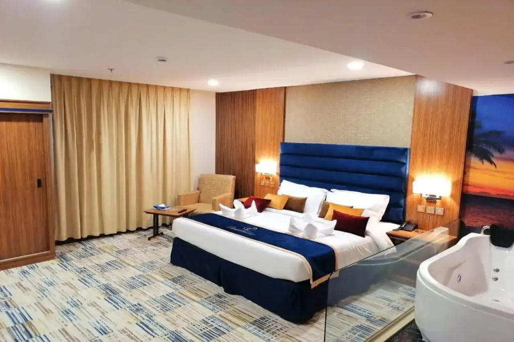 Hotel photo 11