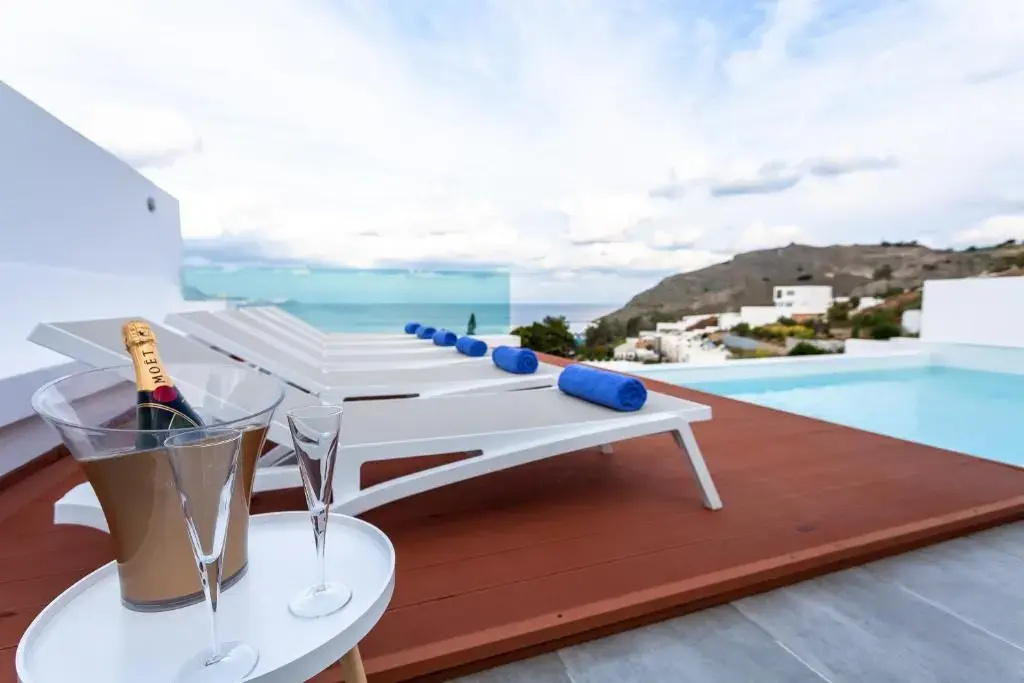 Luxury Sunrise White Villa