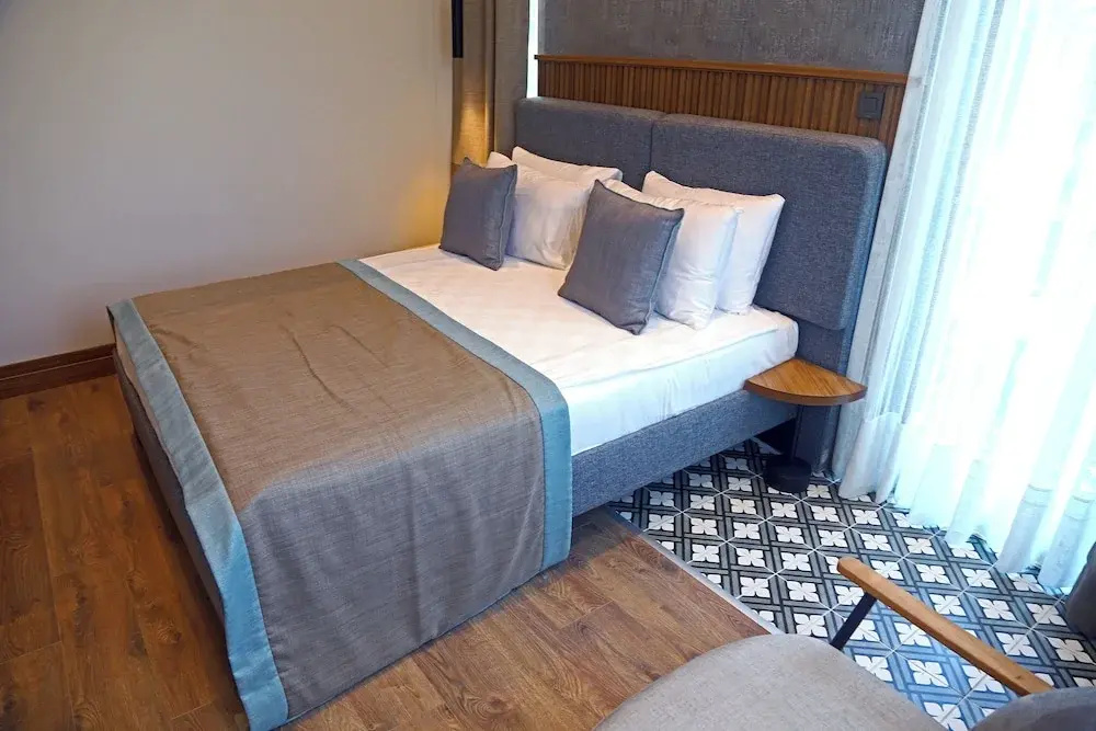 Standard Double room (full double bed)