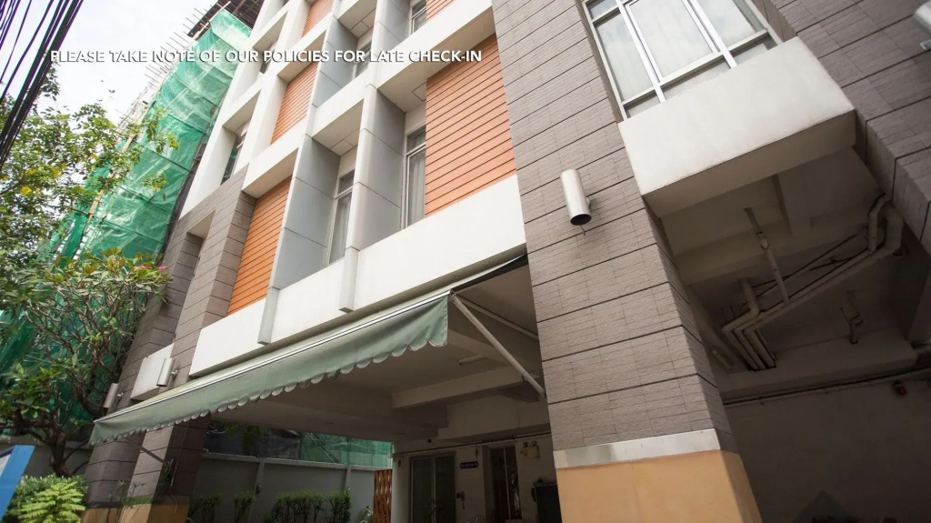Zen Rooms Mahaset Road Surawong
