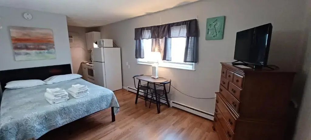 Economy room