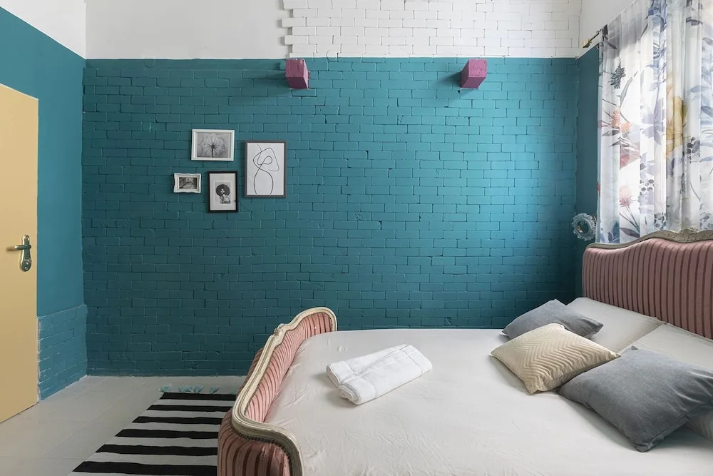 Eclectic1BR in Talpiot mkt by Sea N Rent