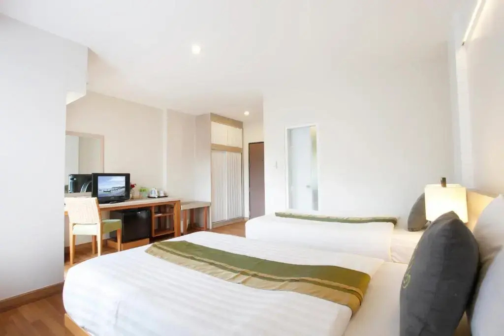 Palmyra Patong Resort Hotel  - Chambres