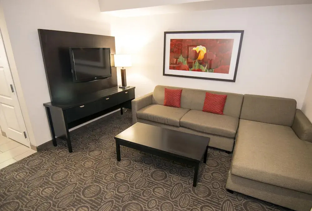 Double Suite (full double bed)
