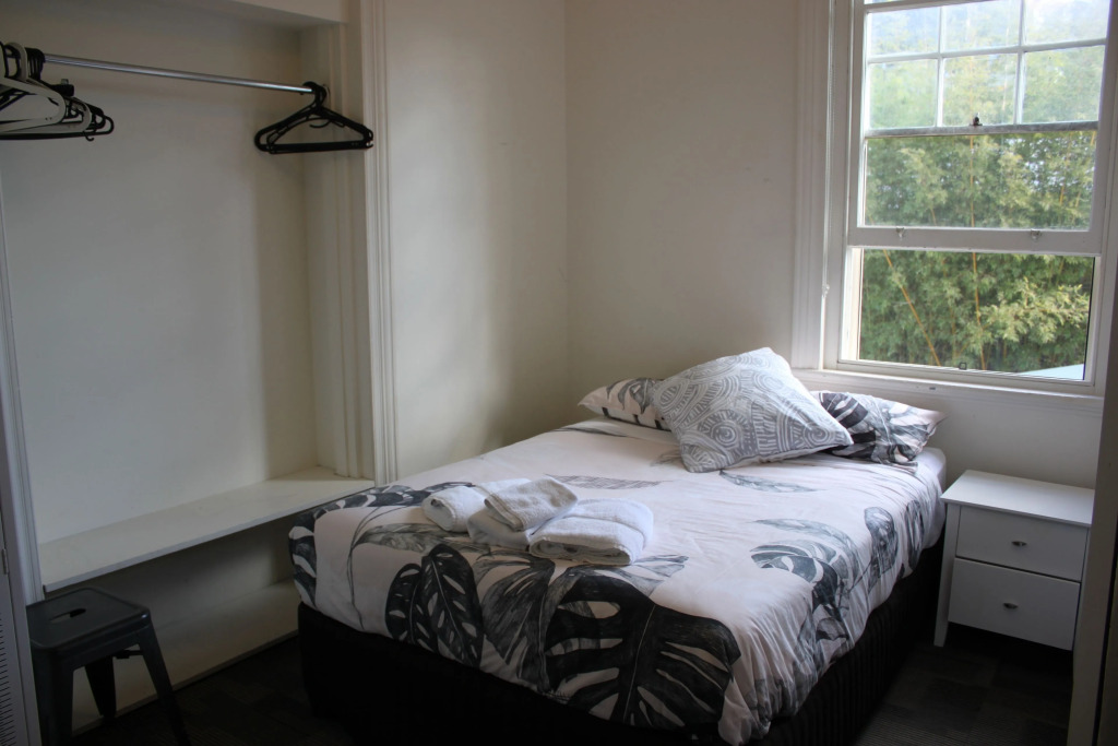 Manly Bunkhouse by null