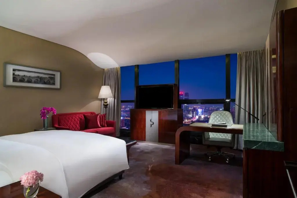 Superior Double Club room (full double bed)