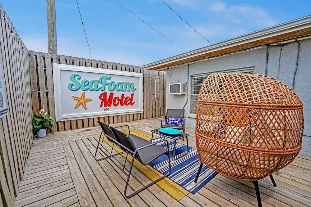 Sea Foam Suites