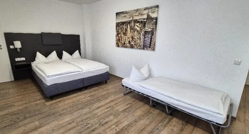 Melvi Hotel Goeppingen - Chambres