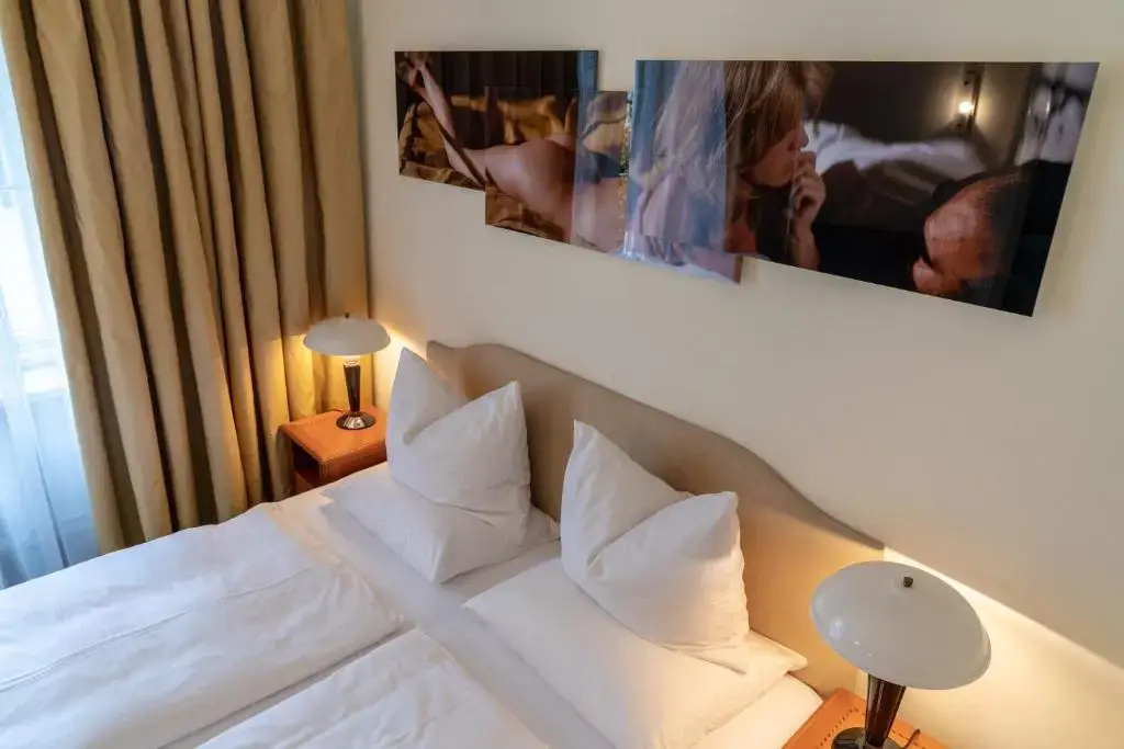 Standard Double room (full double bed)