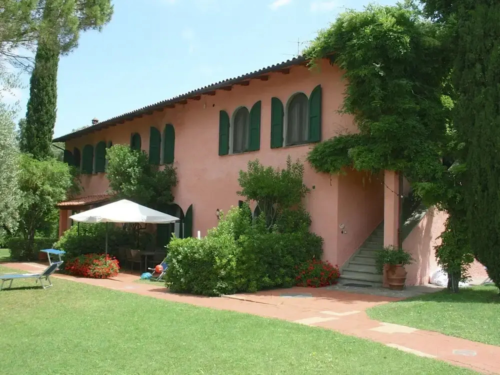 Majestic Farmhouse in San Vivaldo With Swimming Pool