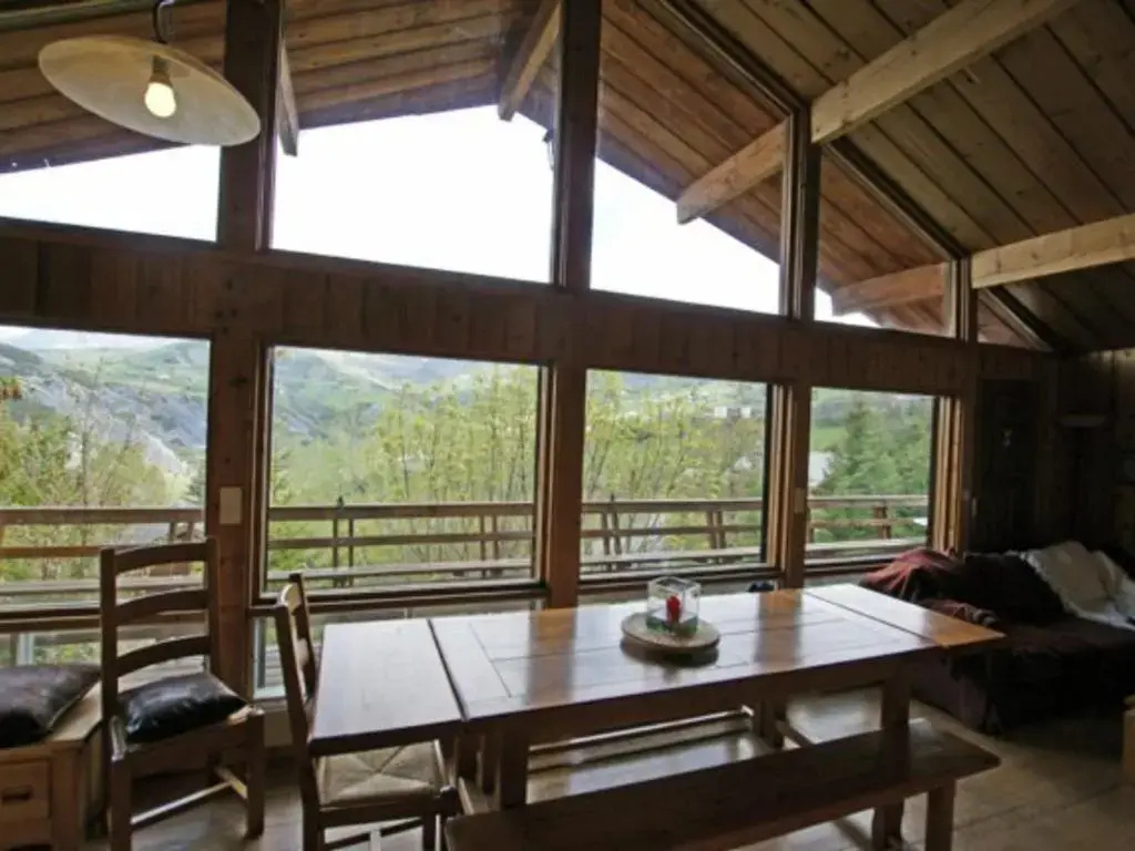 Chalet Enchastrayes, 5 pièces, 10 personnes - FR-1-165A-20
