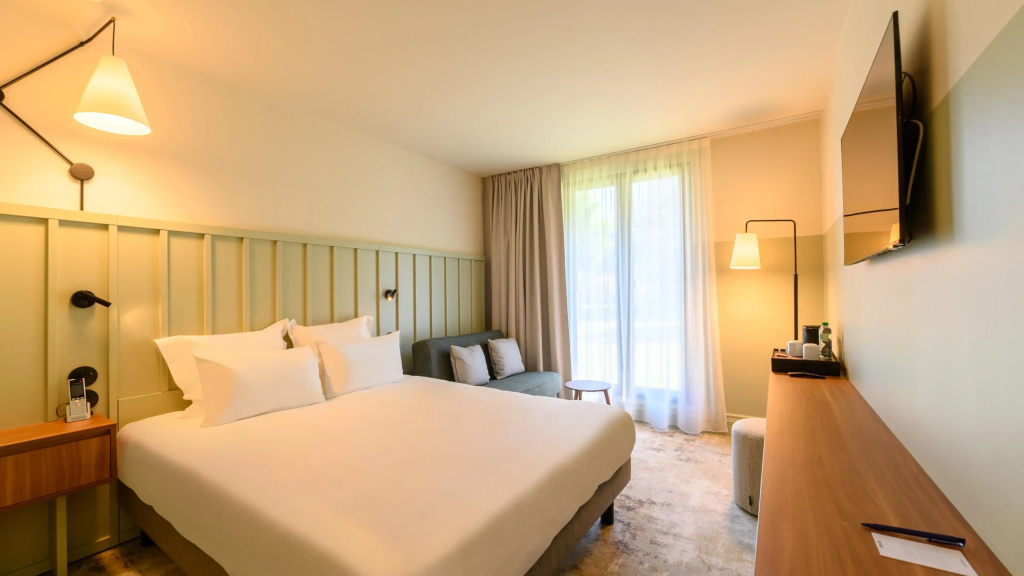 Superior room