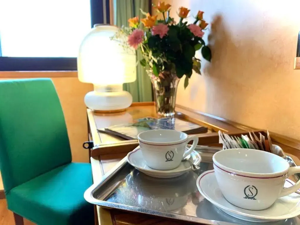 Hotel Ristorante Sasso - Chambres