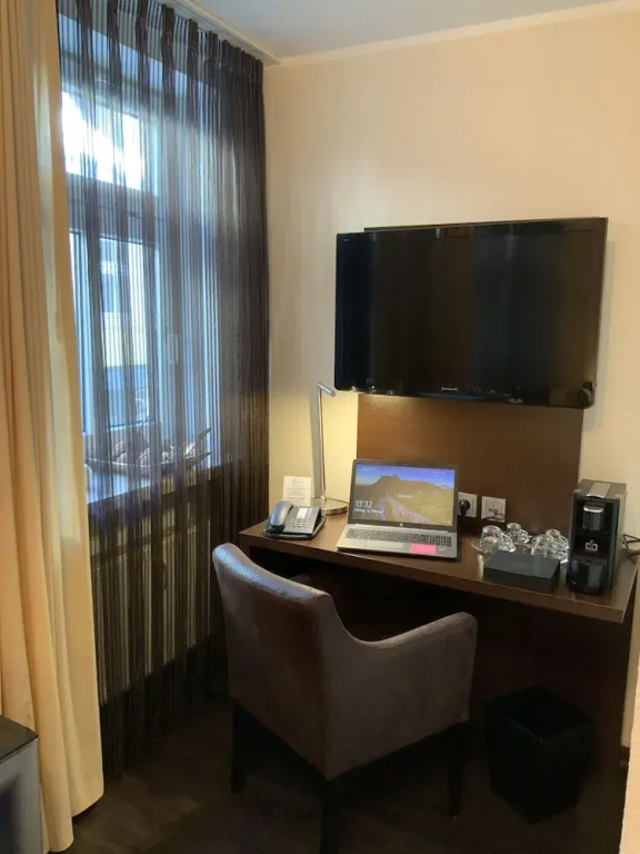 Altstadthotel Arte - Chambres