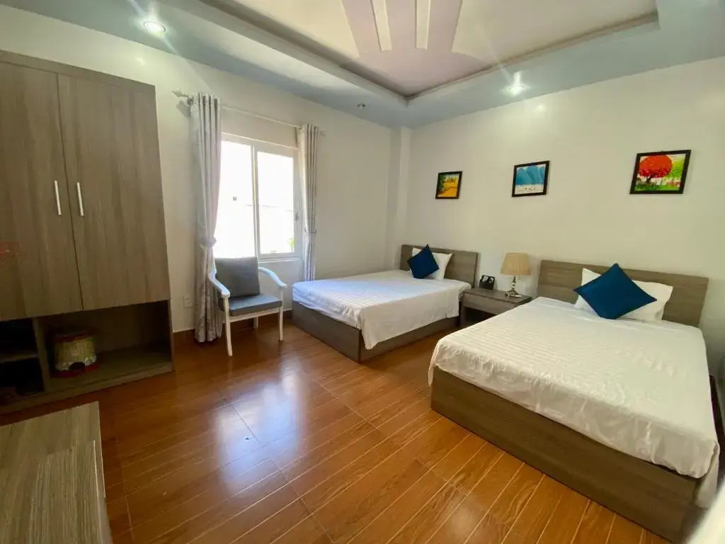 Standard Double room with view (full double bed)