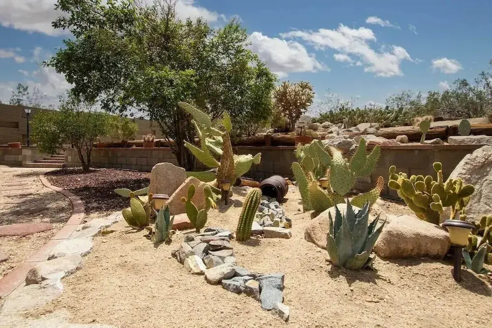 @ Marbella Lane - Perfect Desert Escape