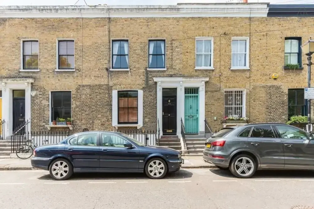 Charming 3bed Near Mile End Tube & Victoria Park