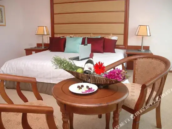 Oriental Crystal Hotel