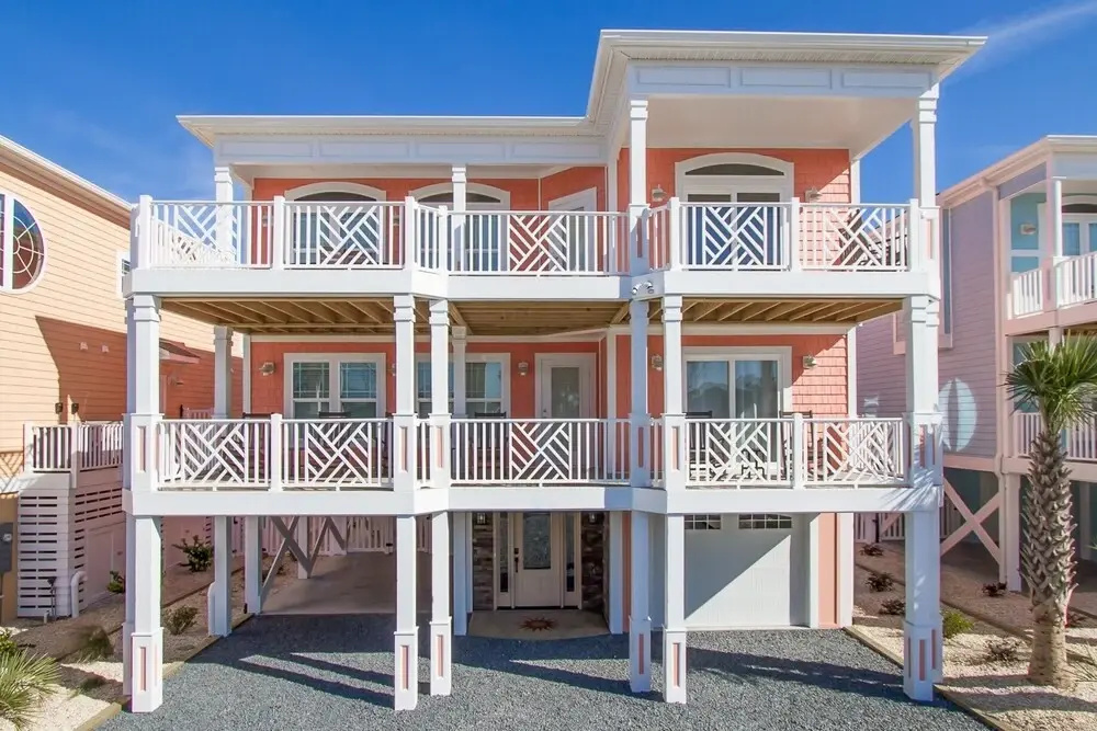 All-new Luxe W/ Pool - Walk To Beach! 5 Bedroom Home