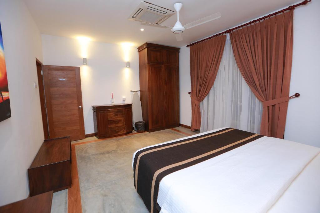 Refresh Hotel