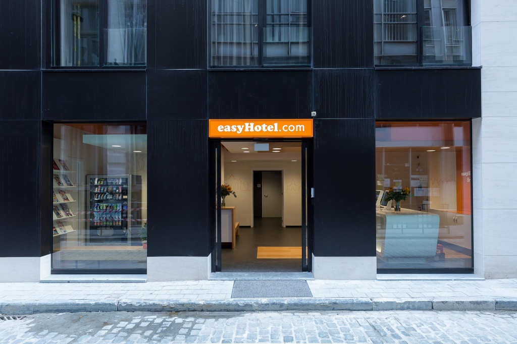 Отель easyHotel Brussels City Centre в Брюссели