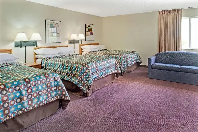 Standard Double room (full double bed)