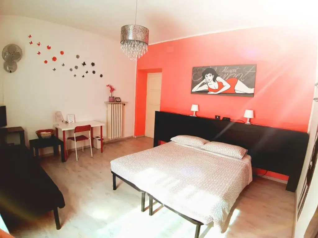 Economy room