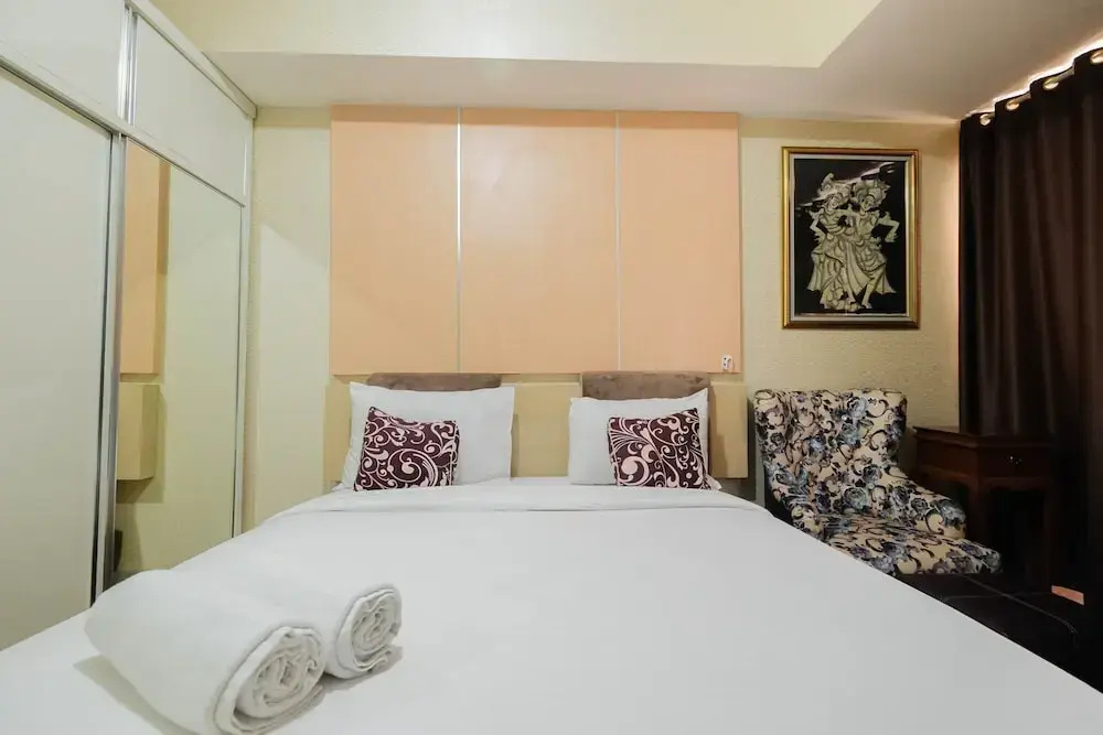 Modern Style Studio Apartment at the Oasis Cikarang