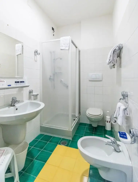 Standard Double room with balcony and with partial sea view (full double bed)