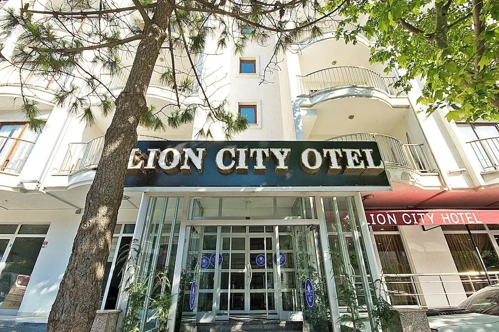Lion City Otel — фото