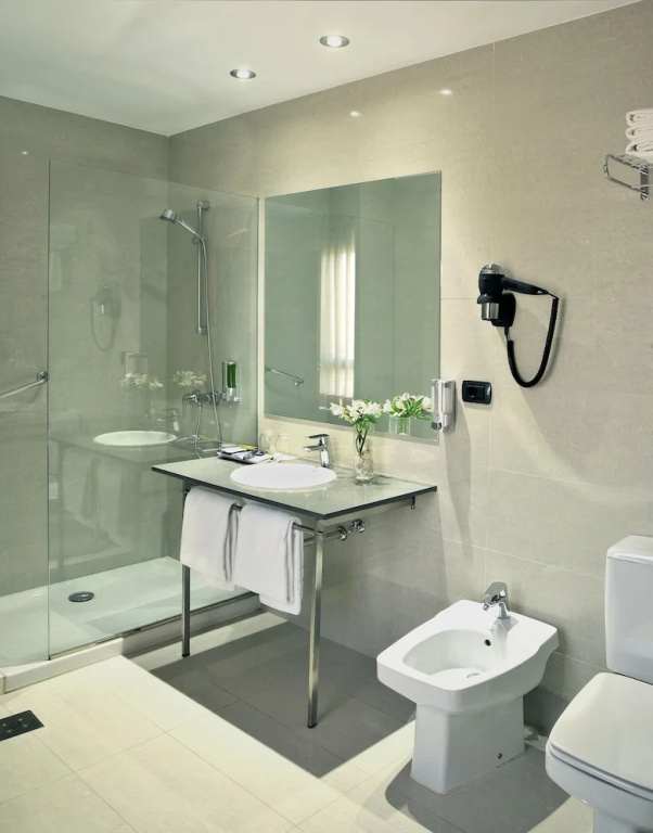 Hotel Civis Jaime I — 3