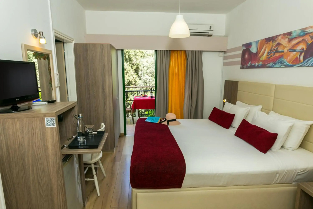 Fitos Inn Guest House - фото 3