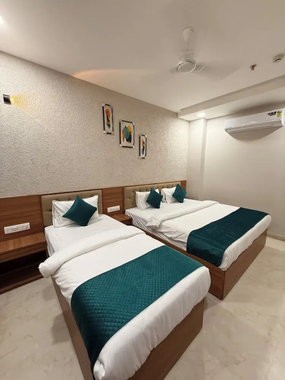 Deluxe Triple room