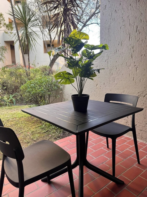 Stylish 1-bed in Bryanston