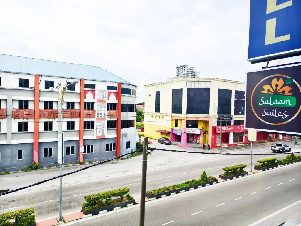 Salaam Suites Hotel