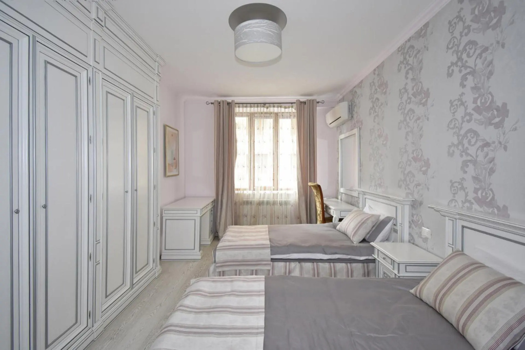 Aram Street, 2 bedrooms Beautiful, Modern apartment DI723