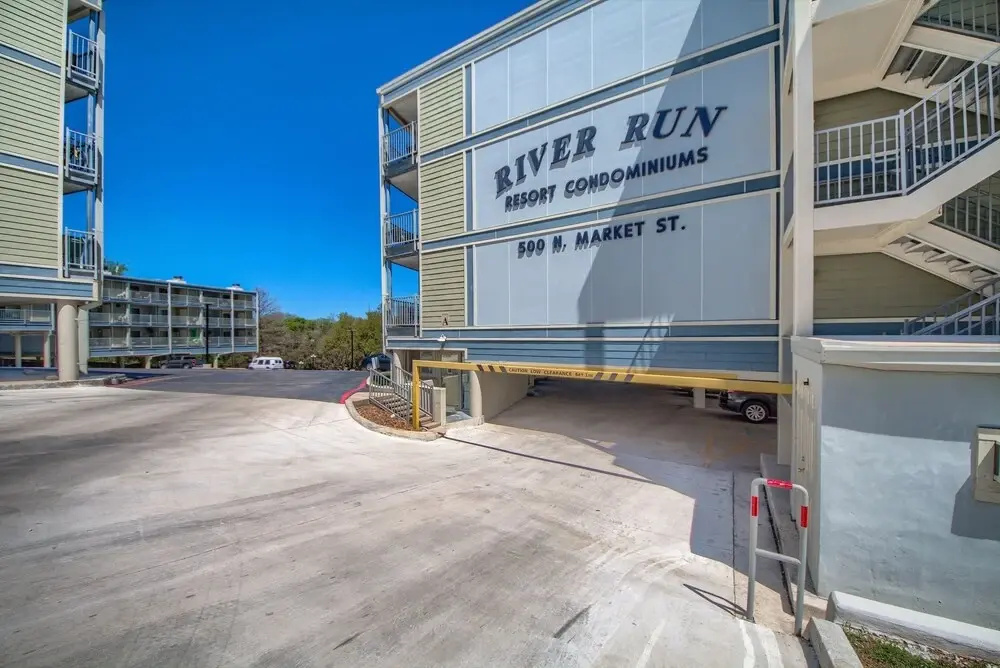 Riverpalooza Rrc A305 2 Bedroom Condo by RedAwning