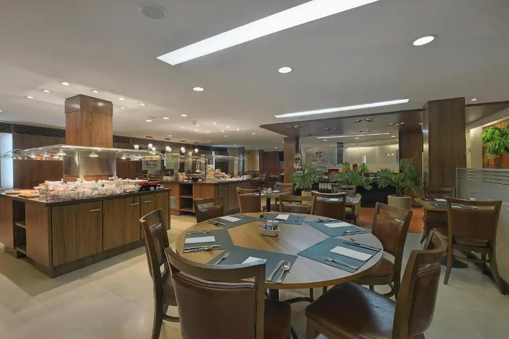 Hotel Deville Curitiba - Général