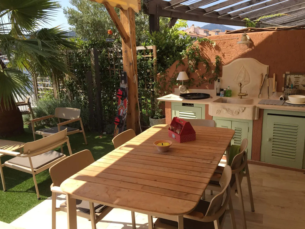 Lovely holiday home in Port Grimaud with terrace
