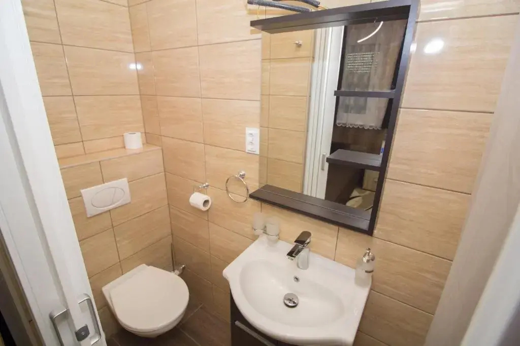 Standard Double room with garden view twin beds