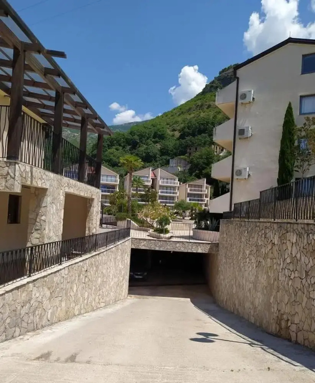 Apartment with Swimming Pool for with Terrace and Ac