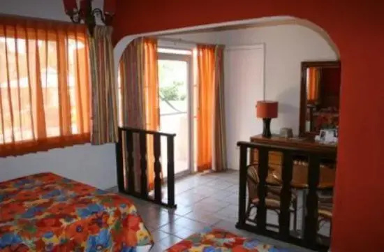 Buena Vista Oceanfront & Hot Springs Resort - Chambres