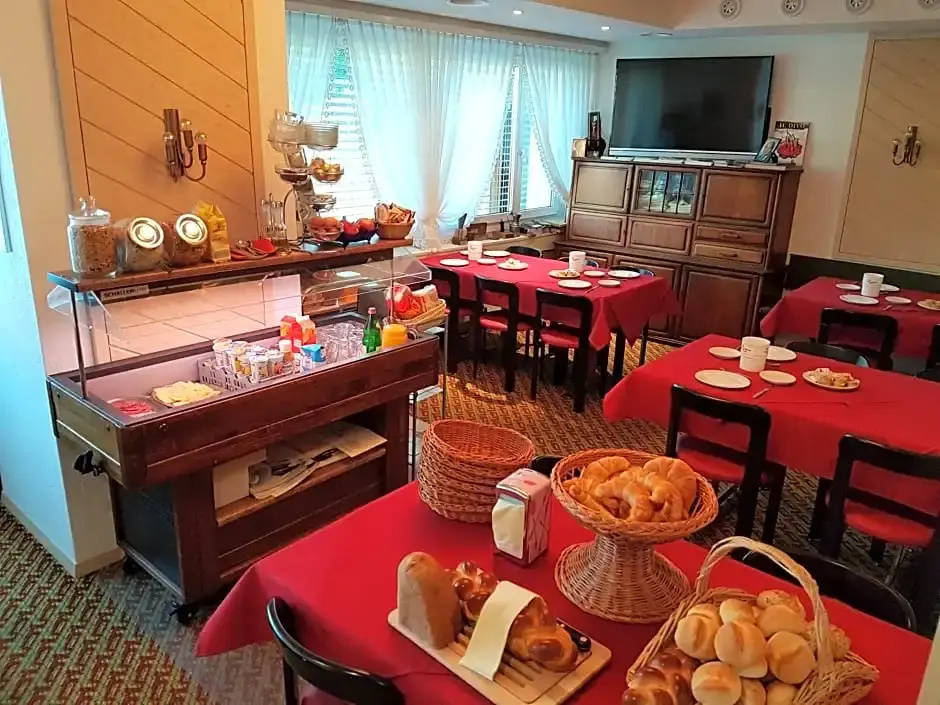 Hotel photo 10