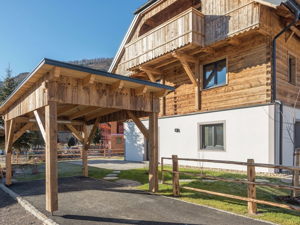 Modern Holiday Home With Terrace in Salzburg