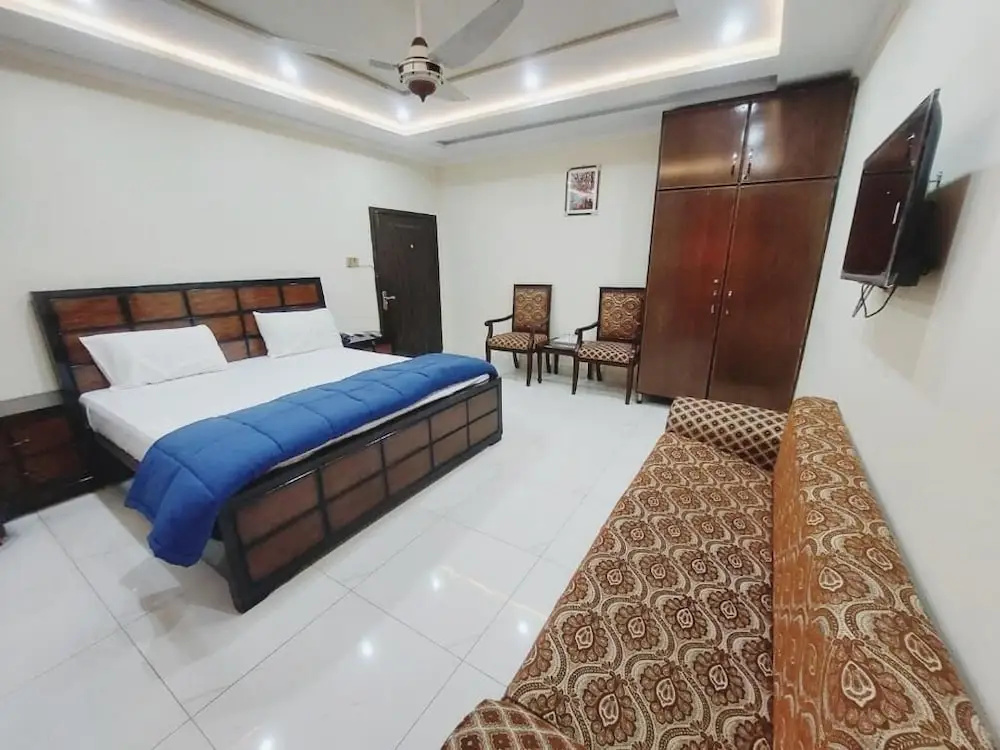 Hotel White Pearl