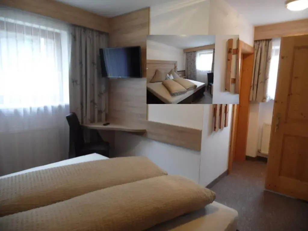 Standard Double room (full double bed)