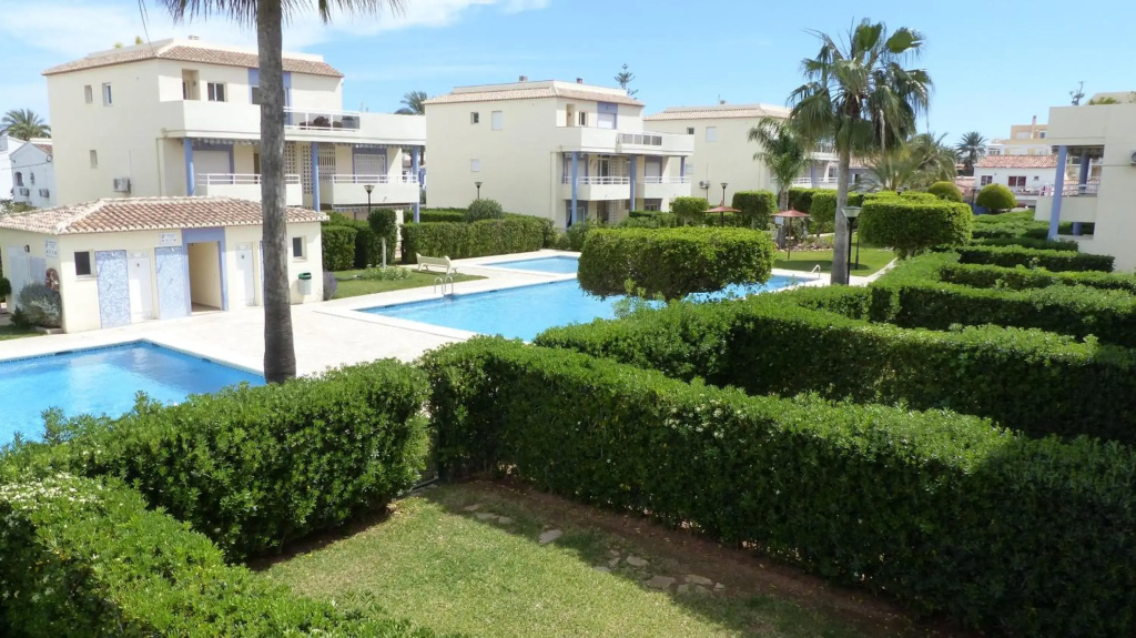 Jardines de Denia III El Conserje