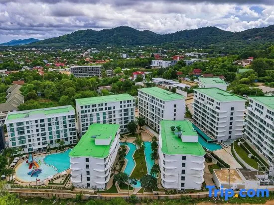 La Vita Rawai 1 Bdr Roof Pool